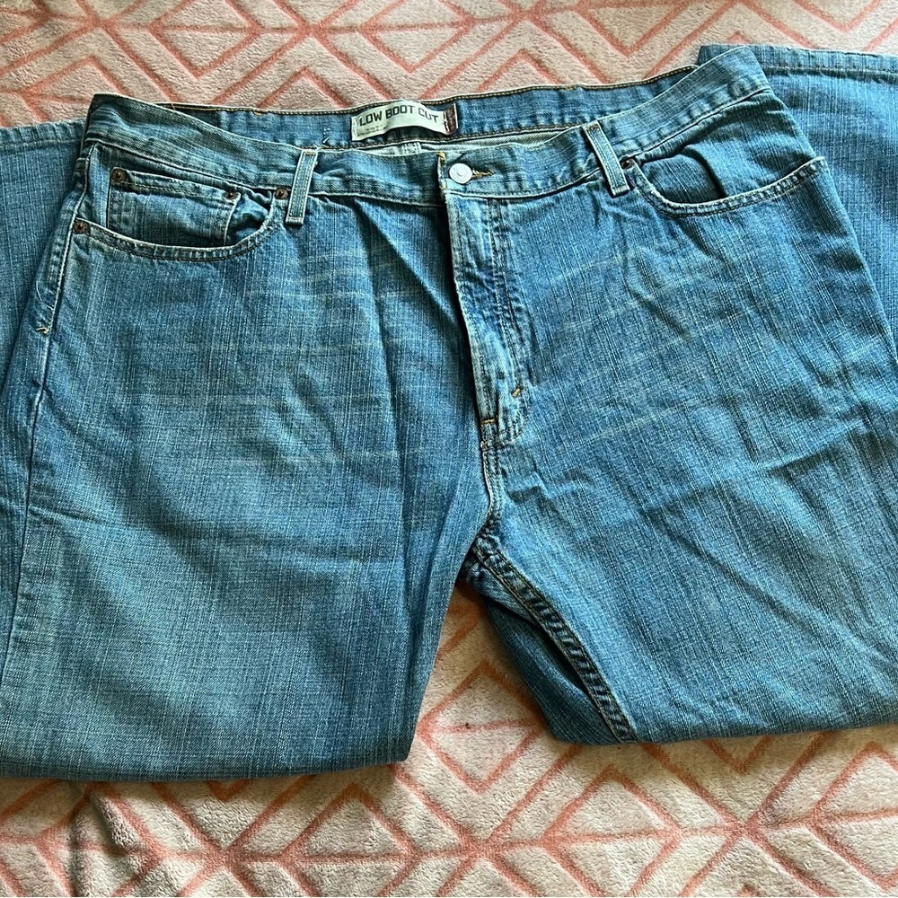 #5 Levi Low Boot Cut jeans